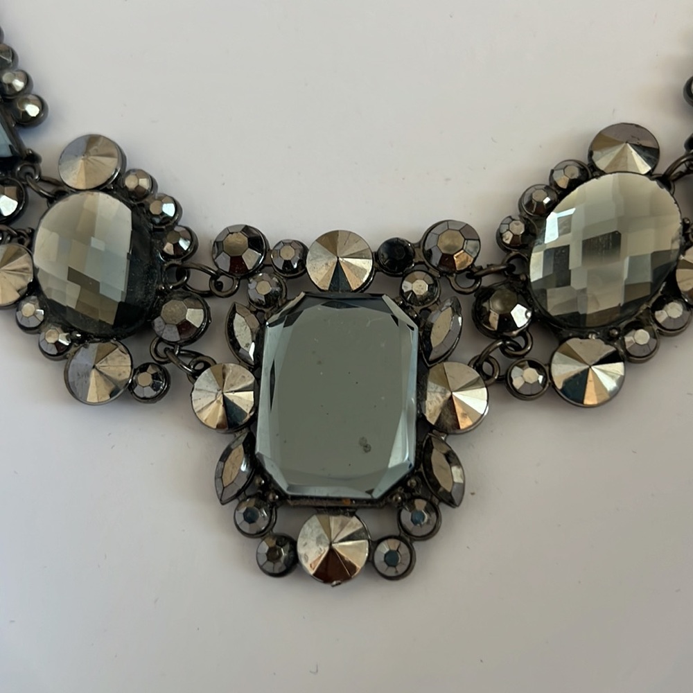Necklace - Picture 2 of 6